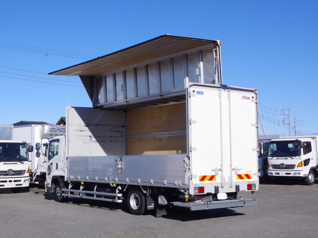 いすゞ フォワード 中型 アルミウィング 2RG-FRR90T2(97128) 3枚目