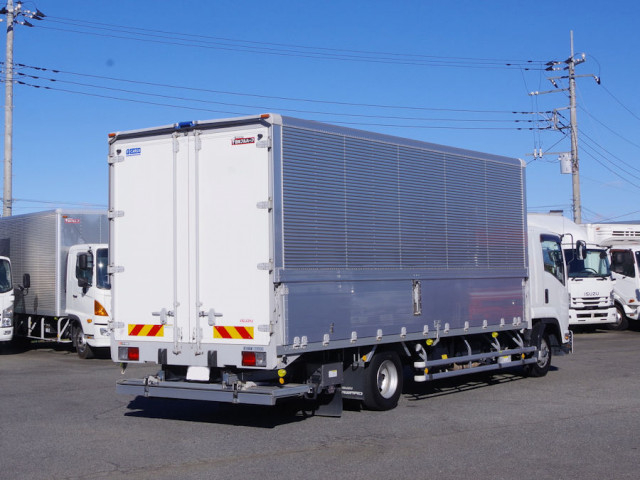 いすゞ フォワード 中型 アルミウィング 2RG-FRR90T2(97128) 4枚目