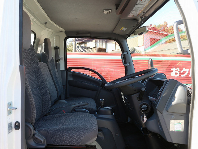 いすゞ エルフ 小型 平ボディ 2RG-NNS88AN(97127) 33枚目