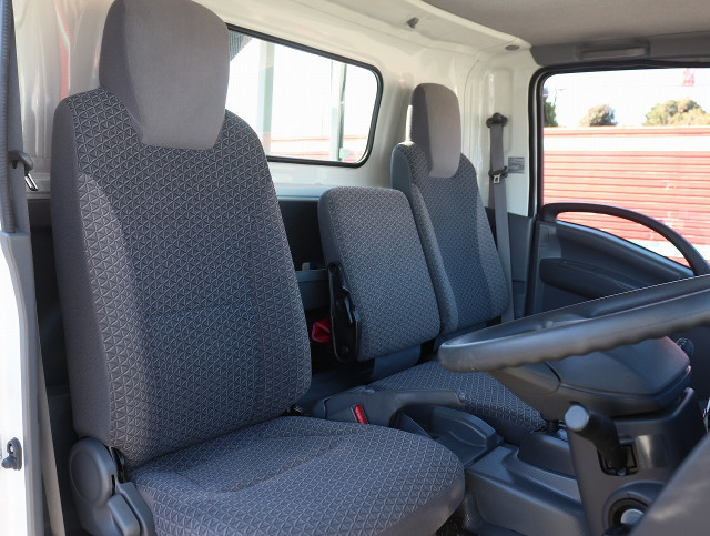 いすゞ エルフ 小型 平ボディ 2RG-NNS88AN(97127) 34枚目