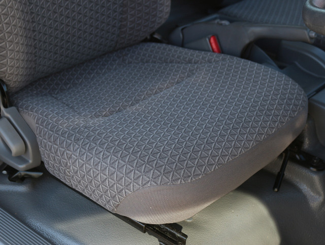 いすゞ エルフ 小型 平ボディ 2RG-NNS88AN(97127) 35枚目