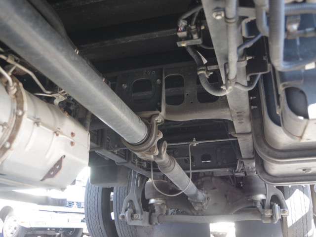 いすゞ フォワード 中型 アルミウィング 2RG-FRR90T2(97128) 9枚目