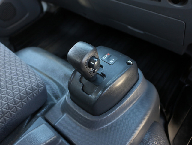 いすゞ エルフ 小型 平ボディ 2RG-NNS88AN(97127) 38枚目