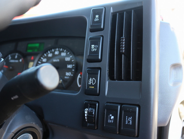 いすゞ エルフ 小型 平ボディ 2RG-NNS88AN(97127) 42枚目