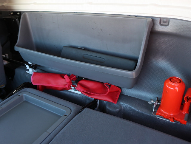 いすゞ エルフ 小型 平ボディ 2RG-NNS88AN(97127) 47枚目