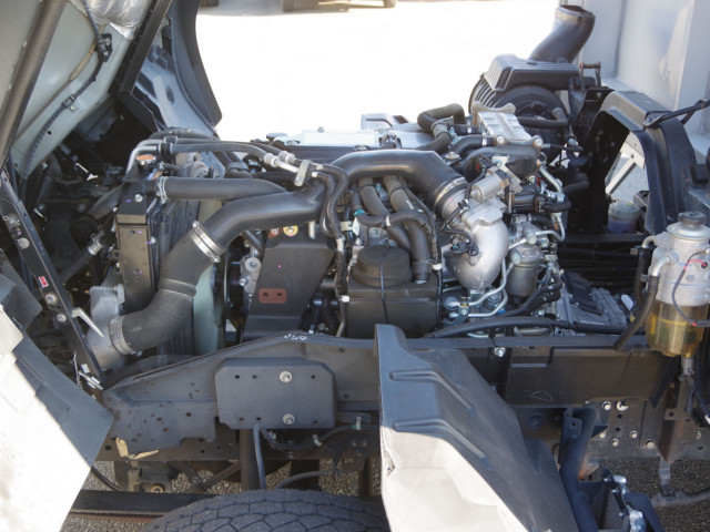 いすゞ フォワード 中型 アルミウィング 2RG-FRR90T2(97128) 28枚目