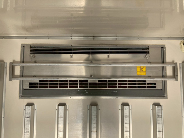 いすゞ エルフ 小型 冷凍冷蔵バン 2RG-NPR88AN(97130) 18枚目