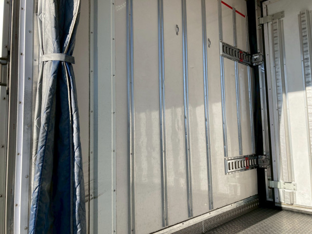 いすゞ エルフ 小型 冷凍冷蔵バン 2RG-NPR88AN(97130) 20枚目