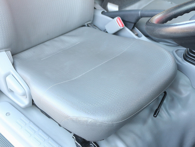 日野 デュトロ 小型 平ボディ 2RG-XZU605M(97134) 28枚目