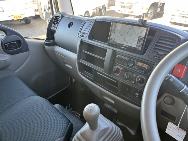 日産自動車 アトラス 小型 平ボディ CBF-SQ2F24(97135) 17枚目