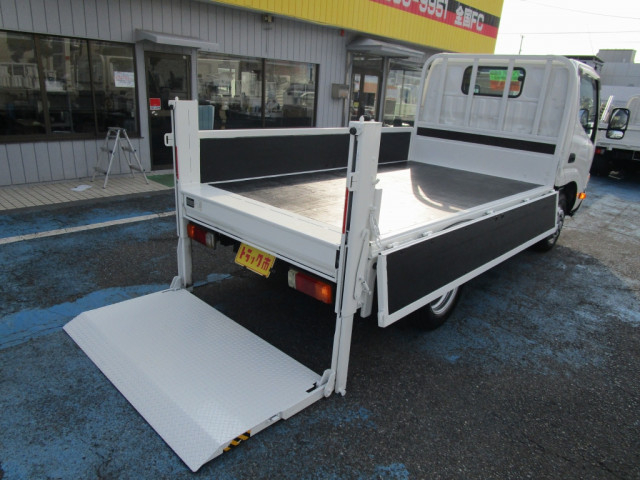 日野 デュトロ 小型 平ボディ 2RG-XZU605M(97136) 2枚目