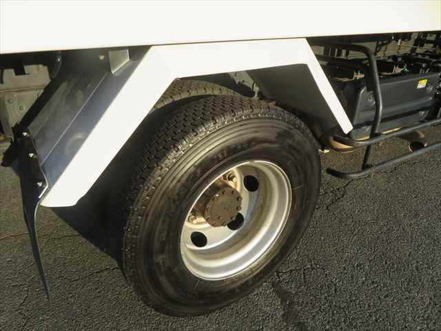 いすゞ フォワード 中型 土砂ダンプ 2RG-FRR90S2(97137) 21枚目