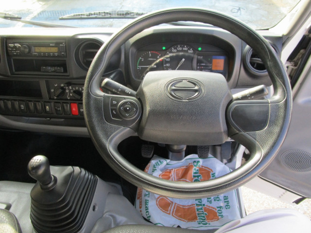 日野 デュトロ 小型 平ボディ 2RG-XZU605M(97136) 31枚目