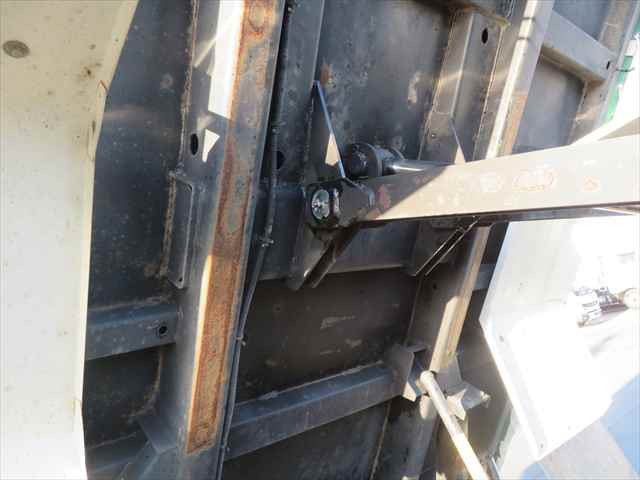 いすゞ フォワード 中型 土砂ダンプ 2RG-FRR90S2(97137) 30枚目