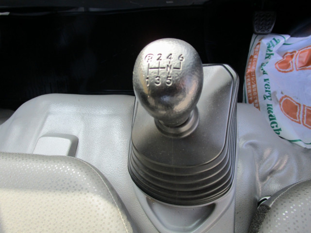 日野 デュトロ 小型 平ボディ 2RG-XZU605M(97136) 33枚目