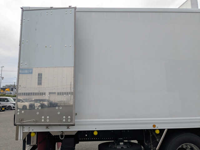 日野 プロフィア 大型 冷凍冷蔵バン 2DG-FR1AHC(97166) 17枚目
