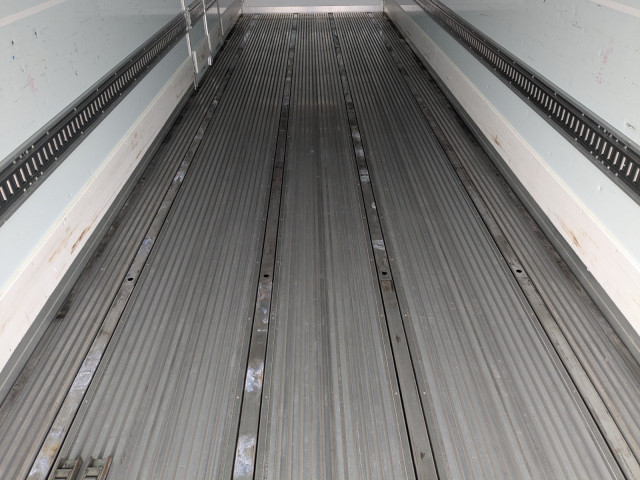 日野 プロフィア 大型 冷凍冷蔵バン 2DG-FR1AHC(97166) 23枚目