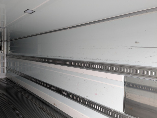 日野 プロフィア 大型 冷凍冷蔵バン 2DG-FR1AHC(97166) 28枚目