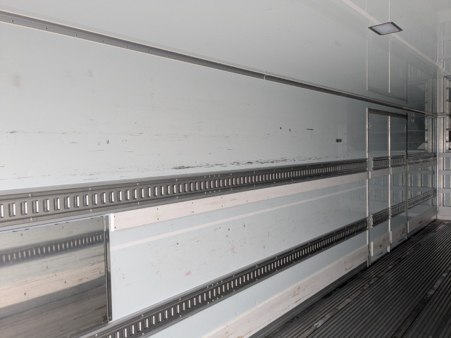 日野 プロフィア 大型 冷凍冷蔵バン 2DG-FR1AHC(97166) 29枚目