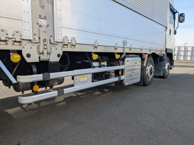 いすゞ ギガ 大型 アルミウィング 2PG-CYJ77C(97168) 17枚目