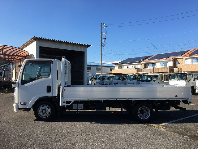 いすゞ エルフ 小型 平ボディ 2RG-NPR88AR(97170) 4枚目