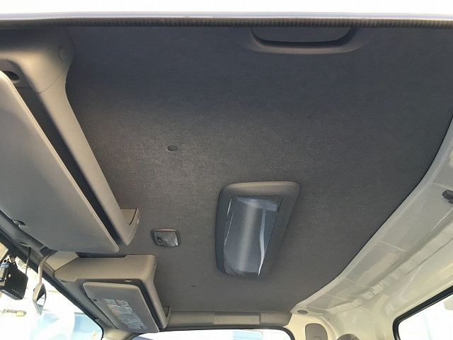 いすゞ エルフ 小型 平ボディ 2RG-NPR88AR(97170) 27枚目