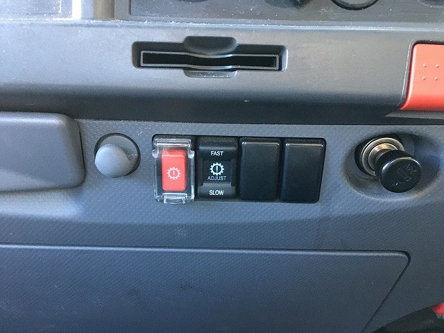 いすゞ エルフ 小型 平ボディ 2RG-NPR88AR(97170) 31枚目