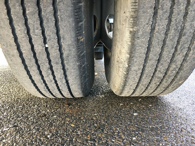 いすゞ エルフ 小型 平ボディ 2RG-NPR88AR(97170) 44枚目