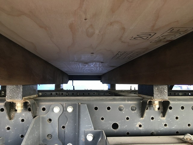 いすゞ エルフ 小型 平ボディ 2RG-NPR88AR(97170) 48枚目