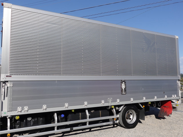 いすゞ フォワード 中型 アルミウィング 2RG-FRR90T2(97174) 9枚目