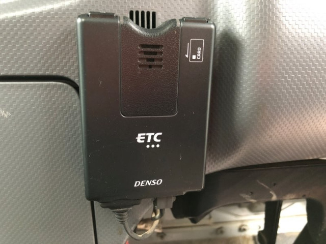 いすゞ フォワード 中型 土砂ダンプ 2RG-FRR90S1(97175) 10枚目