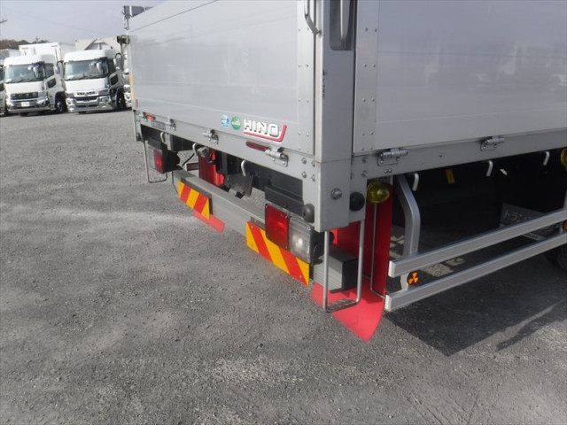 日野 レンジャー 中型 平ボディ 2KG-FD2ABA(97180) 10枚目