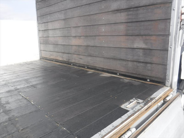 日野 レンジャー 中型 平ボディ 2KG-FD2ABA(97180) 18枚目