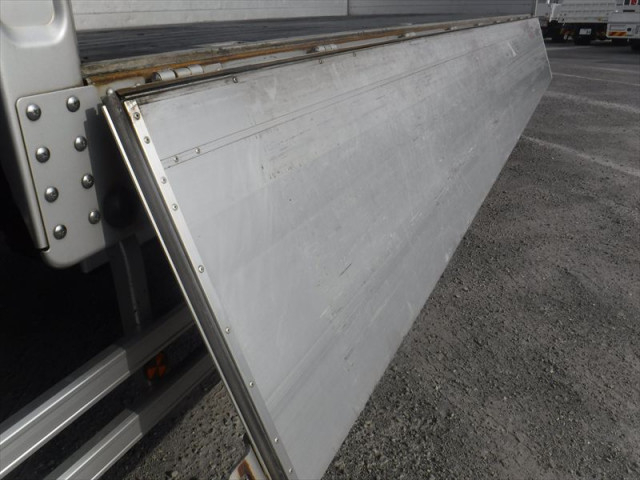 日野 レンジャー 中型 平ボディ 2KG-FD2ABA(97180) 33枚目