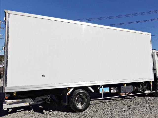 いすゞ フォワード 中型 冷凍冷蔵バン 2PG-FRR90S2(97181) 7枚目