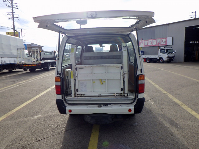 日野 デュトロ 小型 アルミバン TPG-XZC605Y(97188) 7枚目