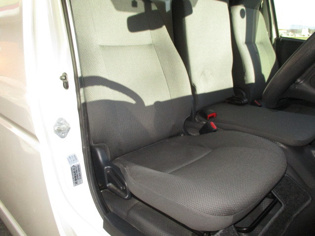 トヨタ ハイエース 小型 冷凍冷蔵バン QDF-GDH206V(97189) 14枚目