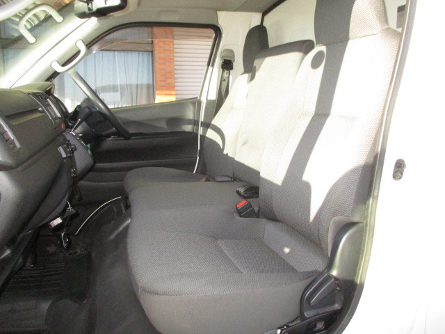 トヨタ ハイエース 小型 冷凍冷蔵バン QDF-GDH206V(97189) 15枚目