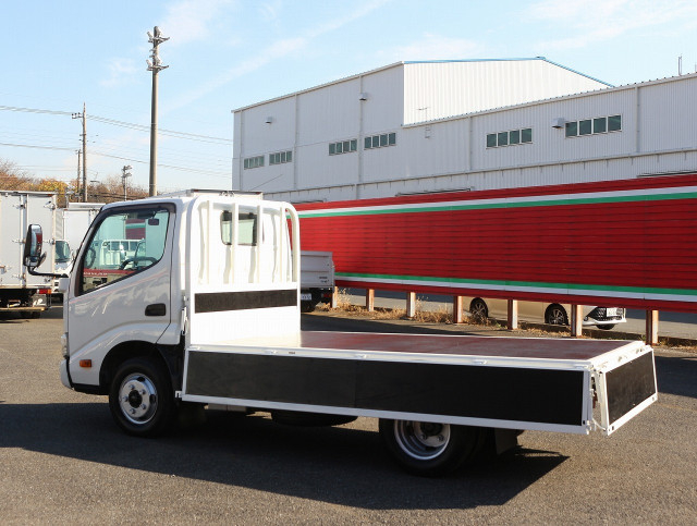 トヨタ ダイナ 小型 平ボディ TPG-XZU605(97193) 17枚目