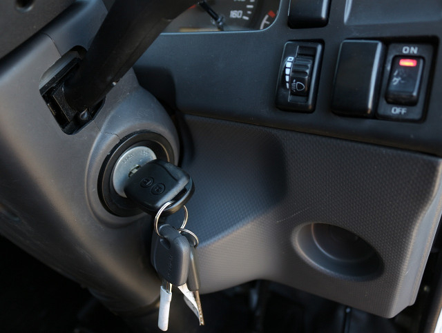 いすゞ エルフ 小型 平ボディ TRG-NPR85AR(97190) 46枚目