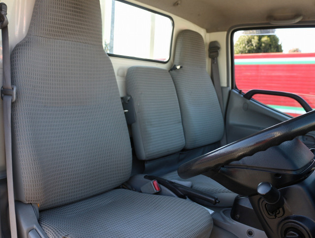 トヨタ ダイナ 小型 平ボディ TPG-XZU605(97193) 31枚目