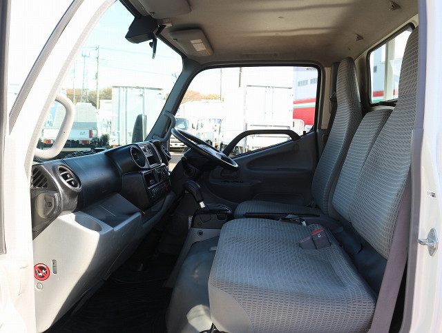 トヨタ ダイナ 小型 平ボディ TPG-XZU605(97193) 39枚目