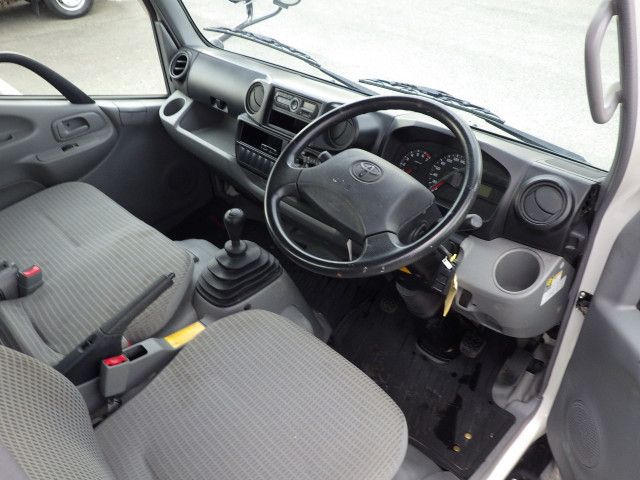 トヨタ ダイナ 小型 平ボディ ABF-TRY220(97194) 6枚目