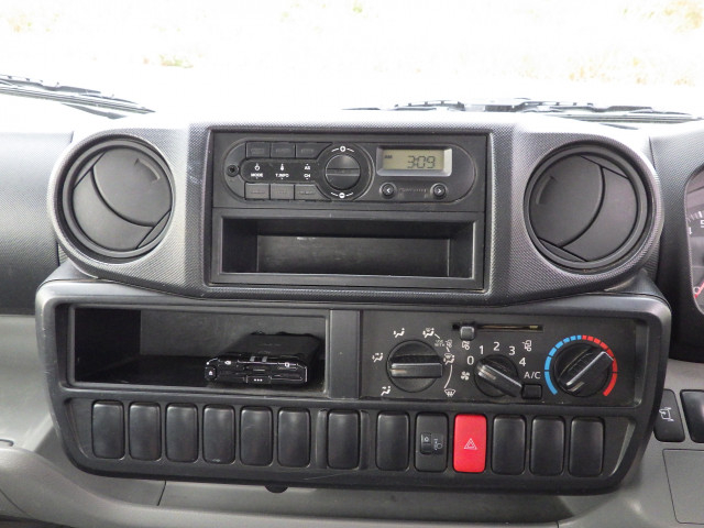 トヨタ ダイナ 小型 平ボディ ABF-TRY220(97194) 9枚目