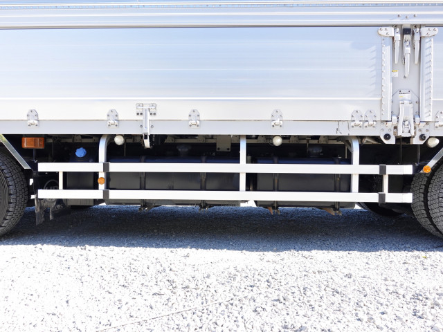 UDトラックス（日産） クオン 大型 アルミウィング 2PG-CG5CA(97195) 23枚目