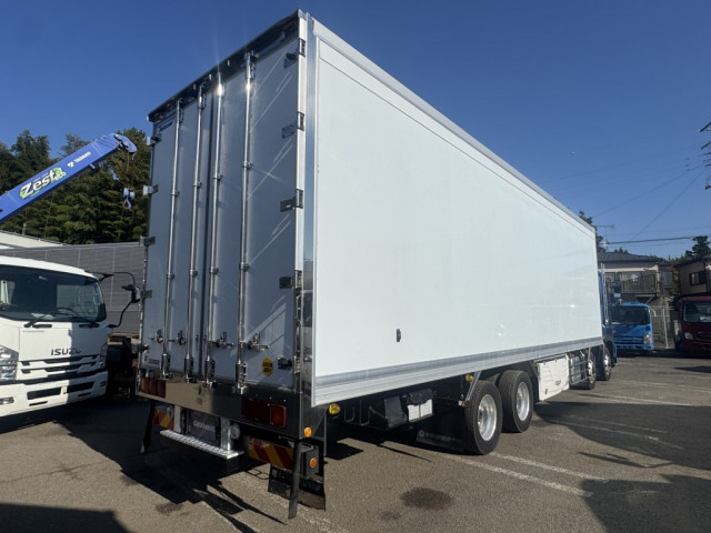 日野 プロフィア 大型 冷凍冷蔵バン 2DG-FW1AHG(97196) 3枚目