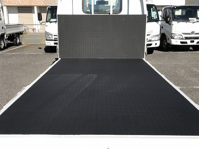 いすゞ エルフ 小型 平ボディ TRG-NHR85A(97197) 16枚目