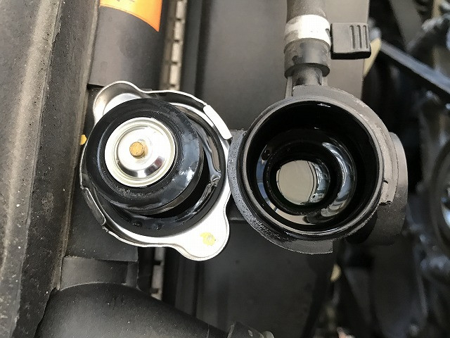 いすゞ エルフ 小型 平ボディ TRG-NHR85A(97197) 24枚目