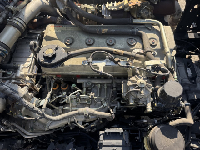 日野 プロフィア 大型 冷凍冷蔵バン 2DG-FW1AHG(97196) 37枚目