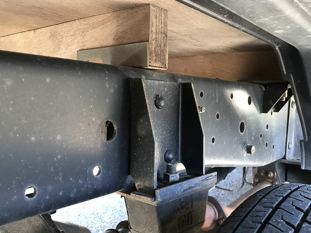 いすゞ エルフ 小型 平ボディ TRG-NHR85A(97197) 35枚目